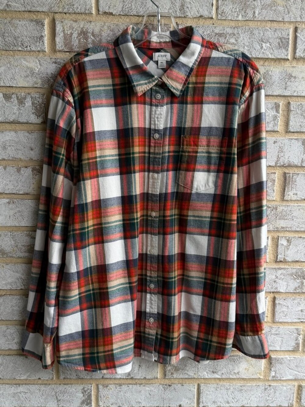 J. Crew 100% Cotton Long Sleeve Button Front Collared Plaid Shirt Size XL.